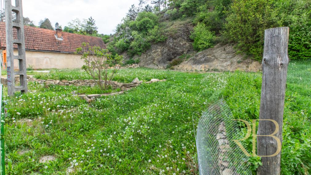 NA PREDAJ _stavebný pozemok_Národný park_ Színpetri