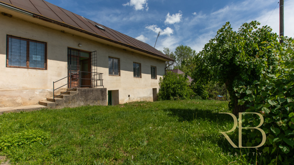 NA PREDAJ! Komerčný objekt - obec Poproč