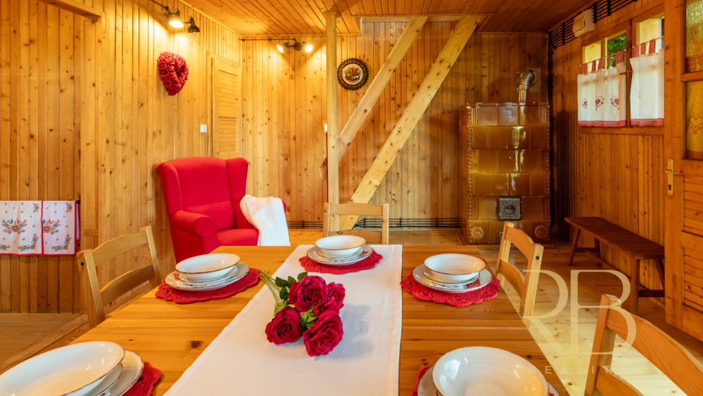 NA PREDAJ _autentická chalupa pri jazere Rakaca