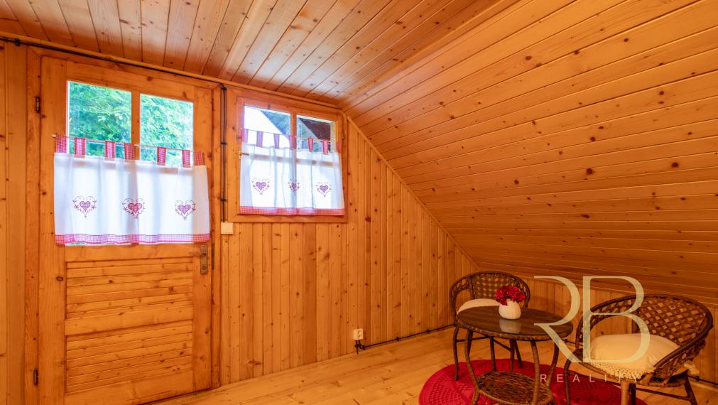 NA PREDAJ _autentická chalupa pri jazere Rakaca