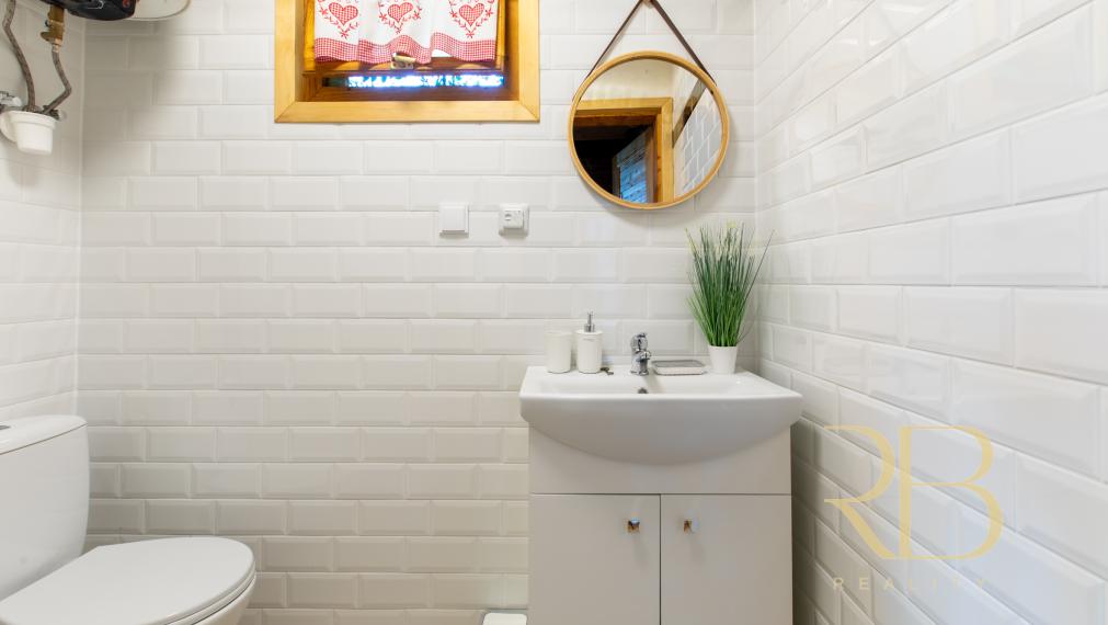 NA PREDAJ _autentická chalupa pri jazere Rakaca