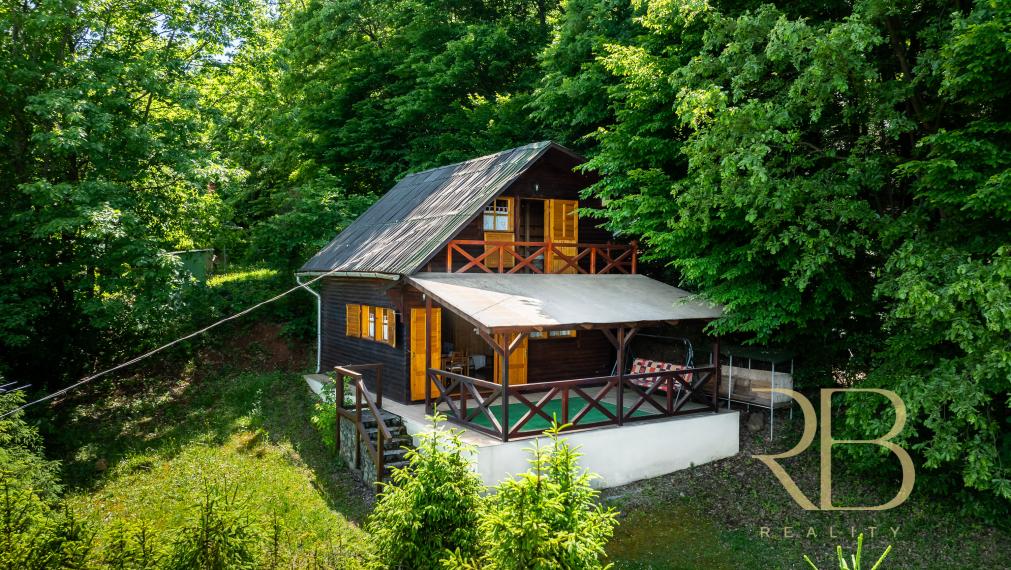 NA PREDAJ _autentická chalupa pri jazere Rakaca