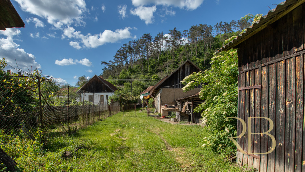 NA PREDAJ _Vidiecky dom_Národný park Aggtelek _ Színpetri