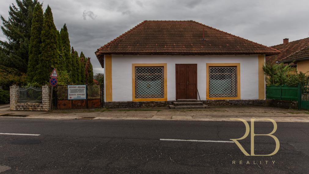NA PREDAJ _ Rodinný dom v prostredí maďarského vidieka