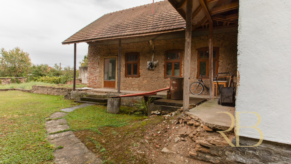 NA PREDAJ _ Rodinný dom v prostredí maďarského vidieka