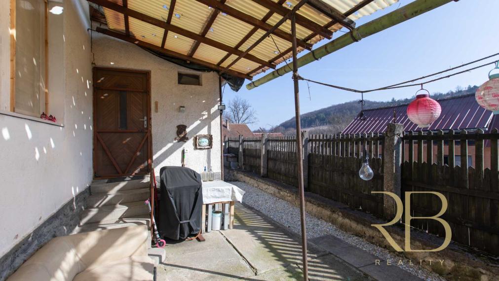 NA PREDAJ _ vidiecky dom_Národný park Aggtelek _ Színpetri