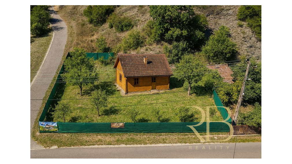 NA PREDAJ _ pozemok v národnom parku obce Szinpetri