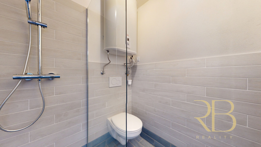 NA PREDAJ _ vidiecky dom_Národný park Aggtelek _ s  WELLNES ZÓNOU