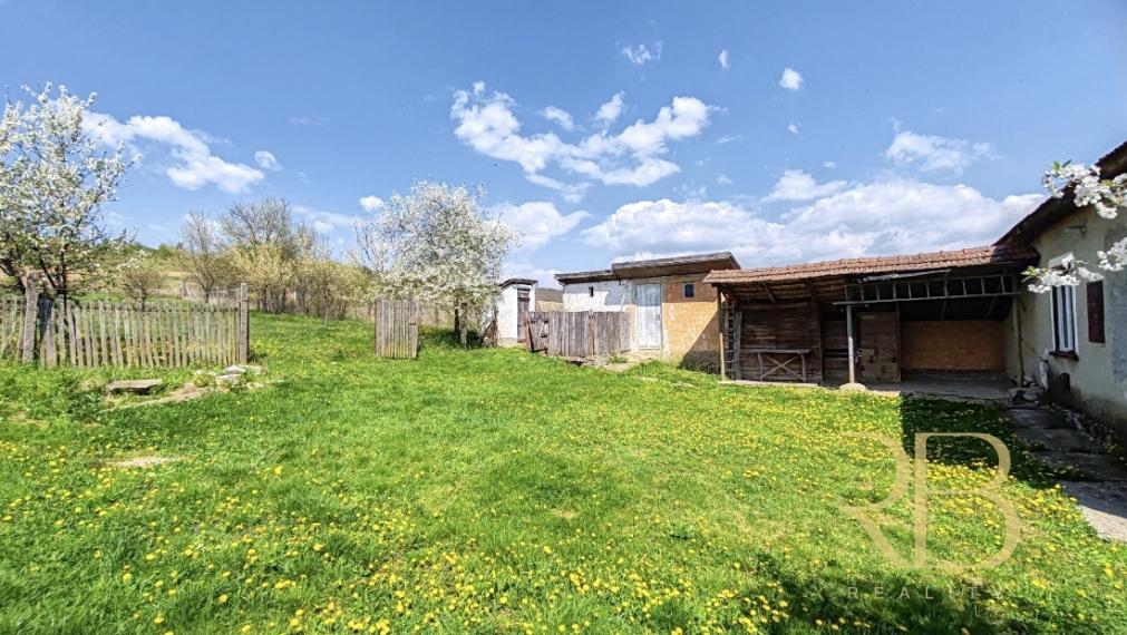 NA PREDAJ _ 2 iz. vidiecky dom _  plne funkčný _ pozemok 1153 m² _ obec Martonyi