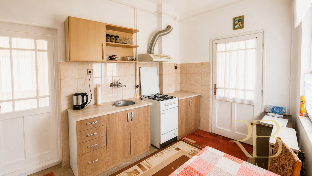 NA PREDAJ _ 2 iz. vidiecky dom _  plne funkčný _ pozemok 1153 m² _ obec Martonyi