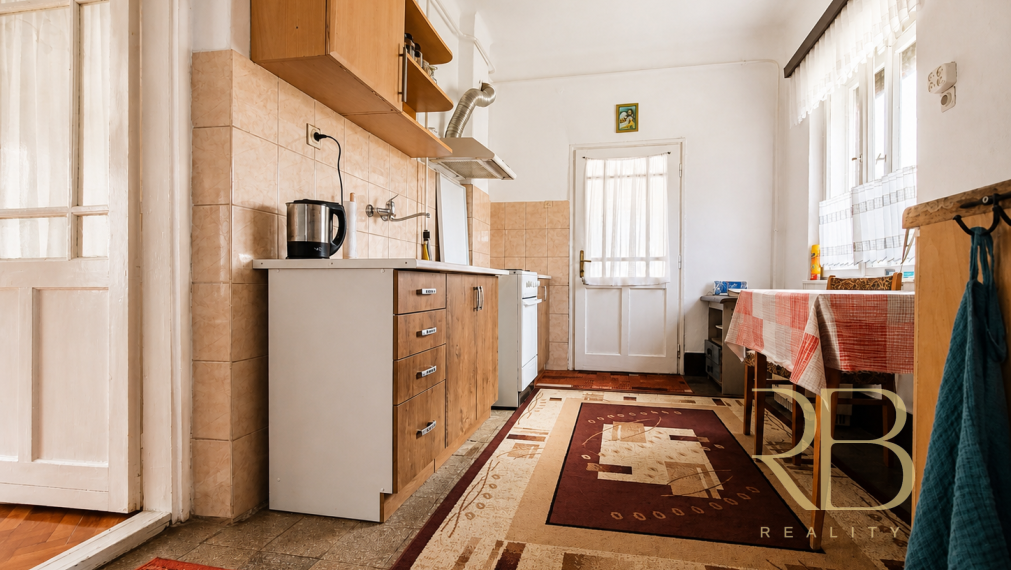 NA PREDAJ _ 2 iz. vidiecky dom _  plne funkčný _ pozemok 1153 m² _ obec Martonyi