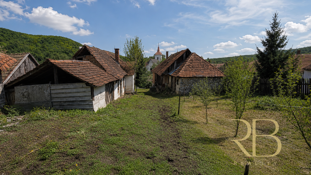 NA PREDAJ _ dva domy _ 73m² a 41m² _  pozemok 3000m²_Szőlősardó