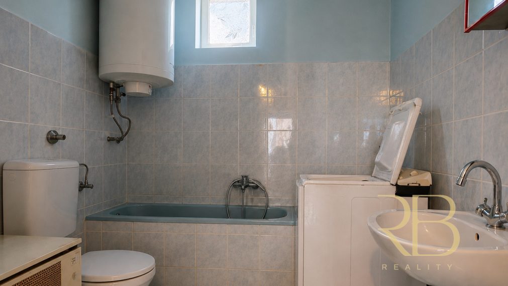 NA PREDAJ_ tradičný vidiecky dom_  pozemok 2172 m²_Martonyi_