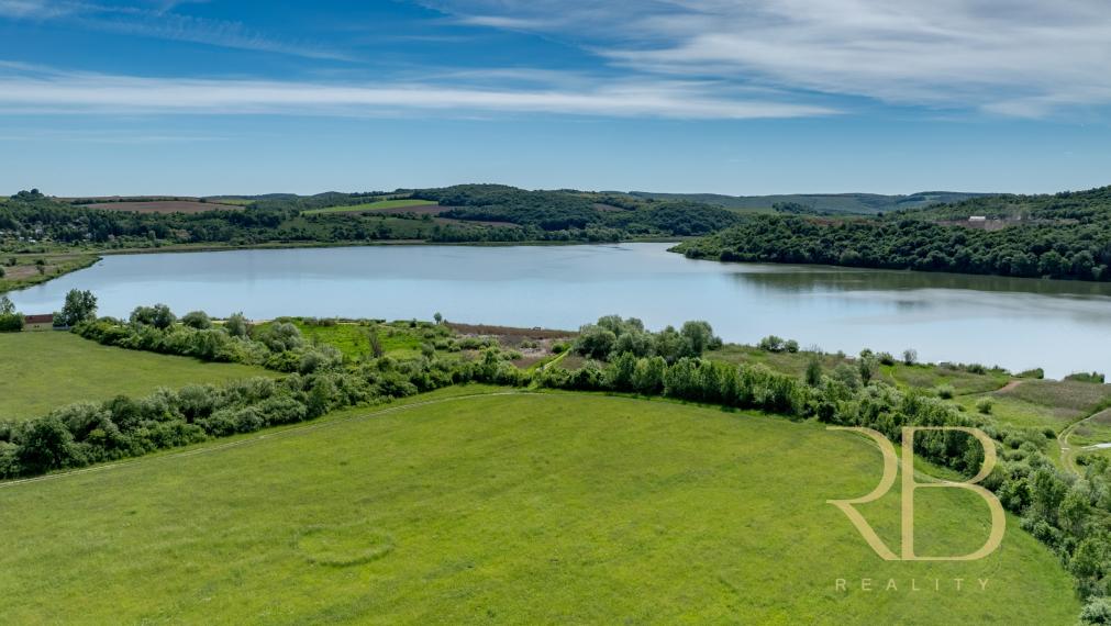 NA PREDAJ_ tradičný vidiecky dom_  pozemok 2172 m²_Martonyi_