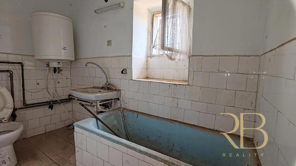 MAĎARSKO_ Poľovnícka usadlosť _ pozemok 4584 m2_ BÜDÖSKÚTPUSZTA