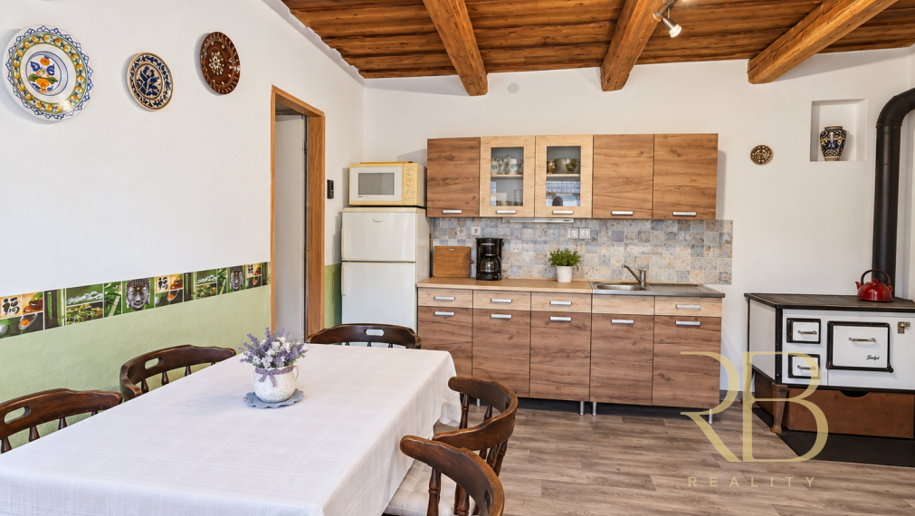 MAĎARSKO _3iz. RD _ pozemok 1815m²_ Bódvarákó v blízkosti Rákocziho jaskyne