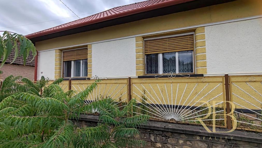 MAĎARSKO _3iz. RD _ pozemok 1815m²_ Bódvarákó v blízkosti Rákocziho jaskyne
