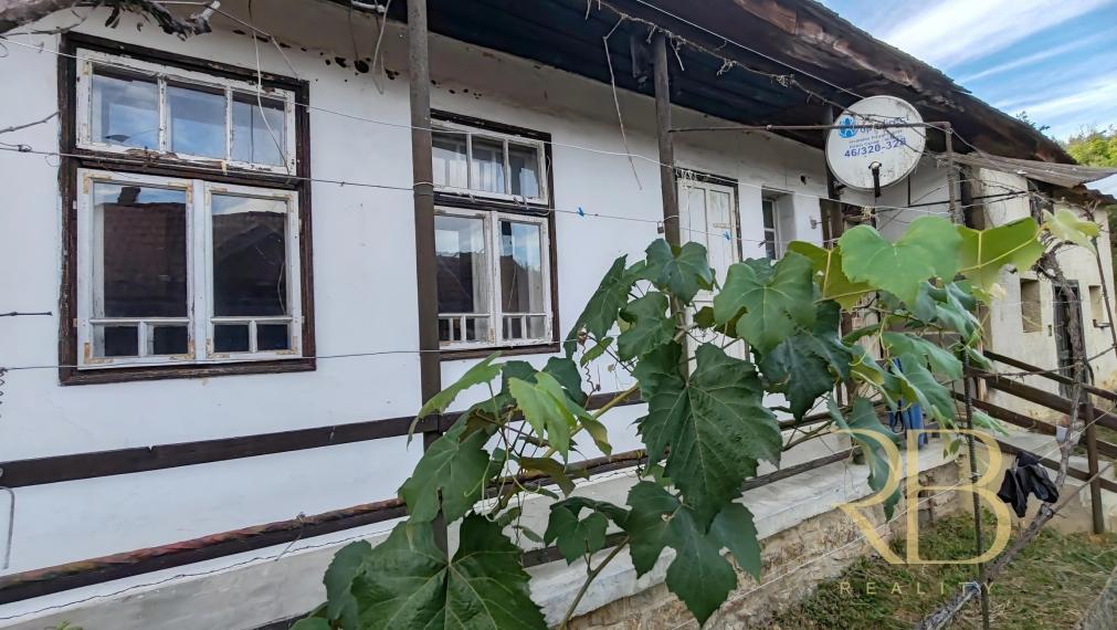 MAĎARSKO _4 iz. RD + malý dom _ pozemok 1568m²_ Tornabarakony