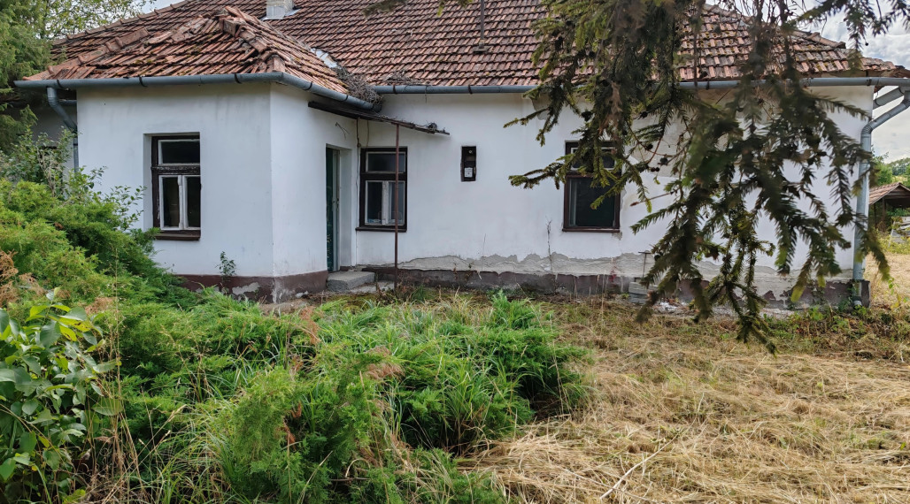 MAĎARSKO_ Poľovnícka usadlosť _ pozemok 4584 m2_ BÜDÖSKÚTPUSZTA
