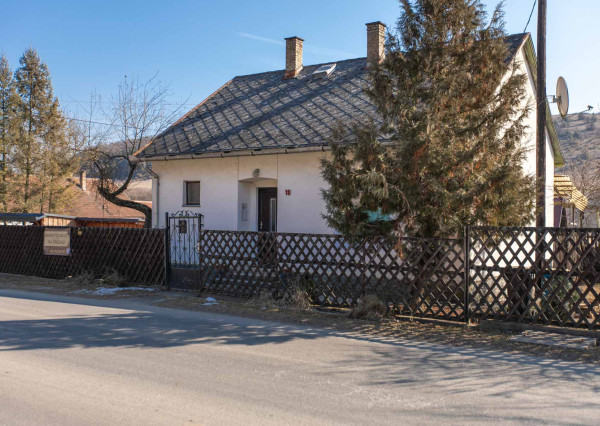 NA PREDAJ _ vidiecky dom_Národný park Aggtelek _ Színpetri